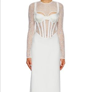 This dress turns heads. So sad to let it go 💓